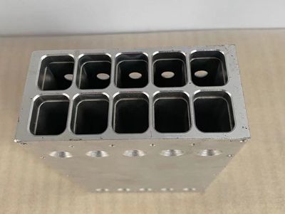 点击查看详细信息<br>标题：CNC加工抛光拉丝喷砂氧化着色 阅读次数：2328