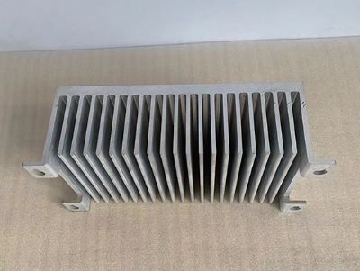 点击查看详细信息<br>标题：高倍电子散热器 阅读次数：2526